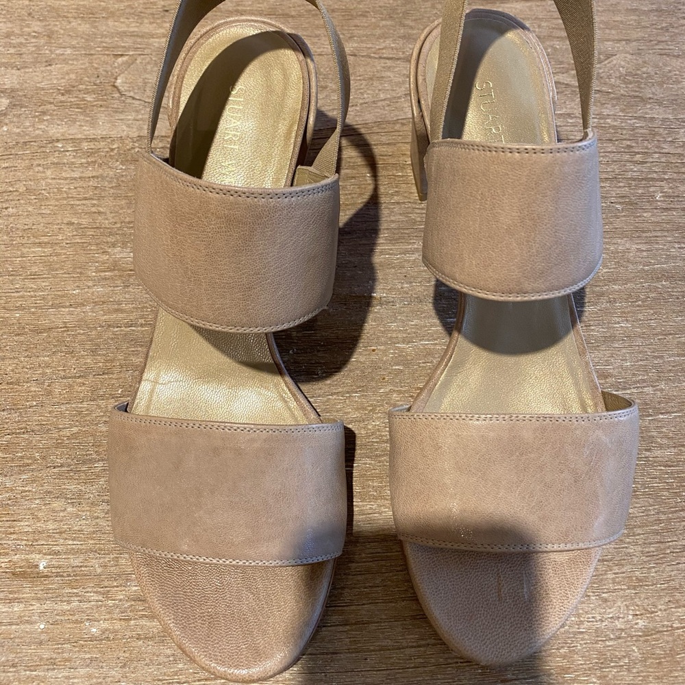 Stuart Weitzman  Ladies leather sandal